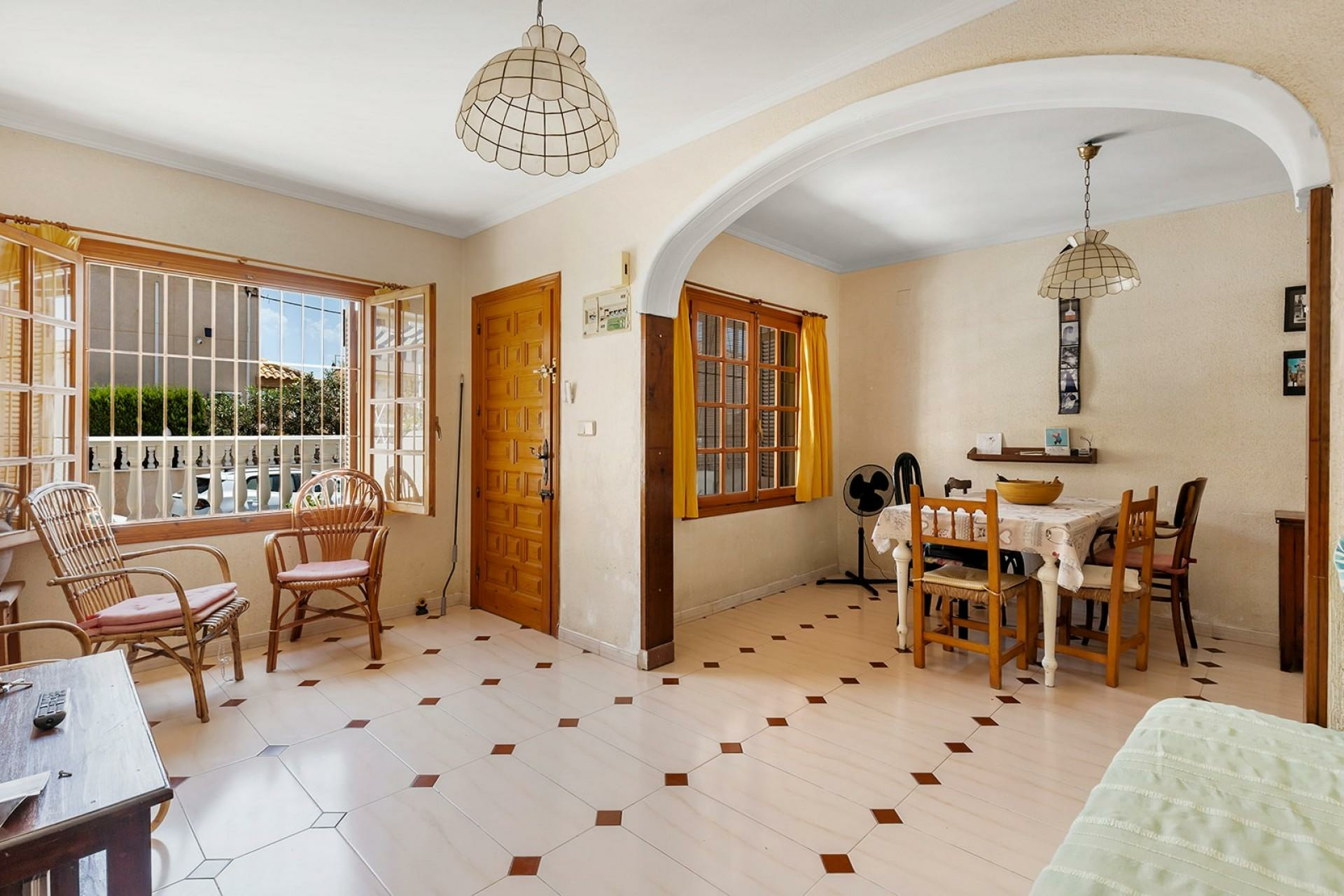 3-bedroom House In Torrevieja, Spain (99 M²)