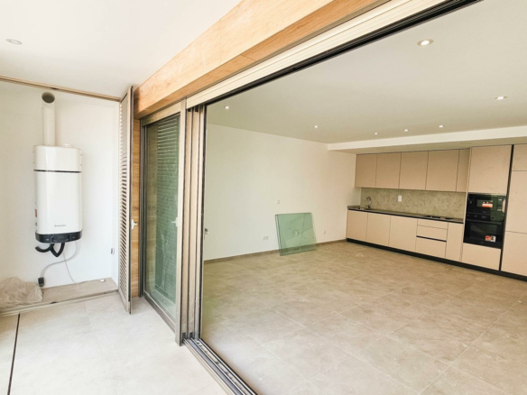 1-bedroom Apartment In Torrevieja, Spain (63 M²)