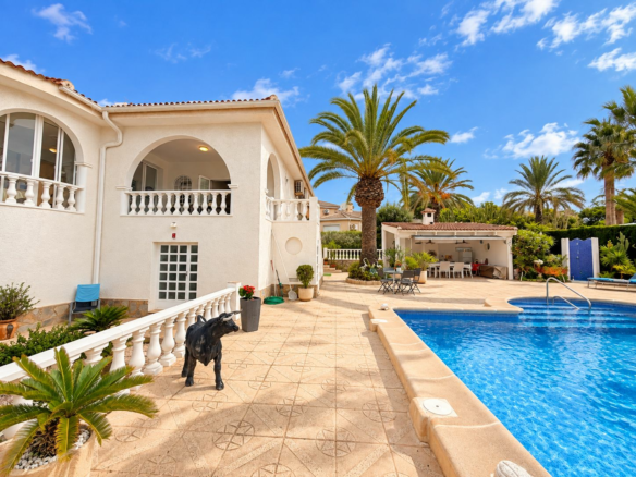 5-bedroom Villa In Rojales, Spain (344 M²)