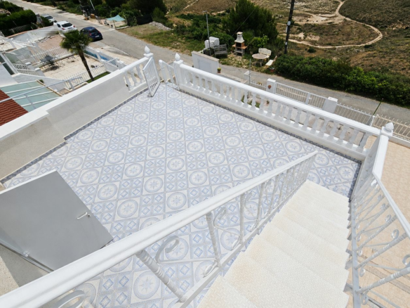 3-bedroom House In Almoradi, Spain (188 M²)