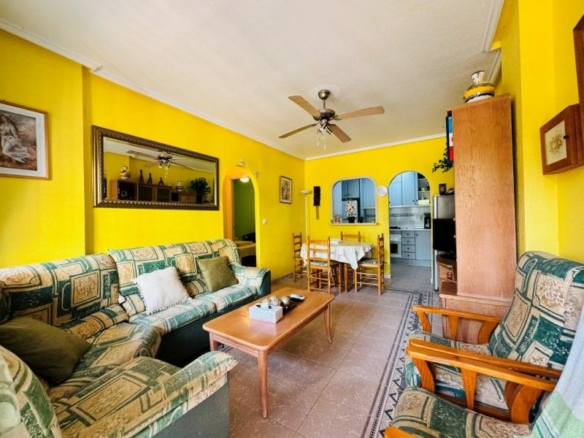 3-bedroom Apartment In Torrevieja, Spain (70 M²)