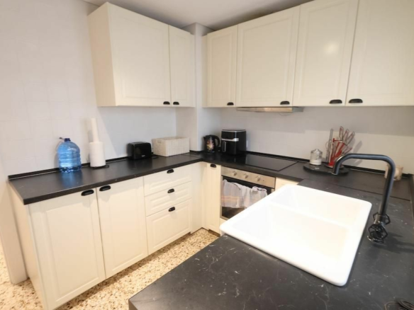 3-bedroom Apartment In Torrevieja, Spain (104 M²)