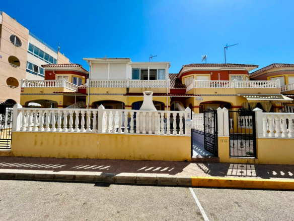 2-bedroom House In Torrevieja, Spain (64 M²)