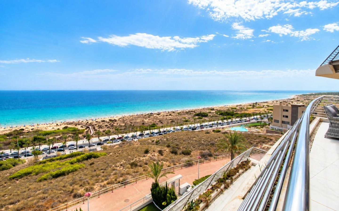 3-bedroom Apartment In Arenales Del Sol, Spain (153 M²)