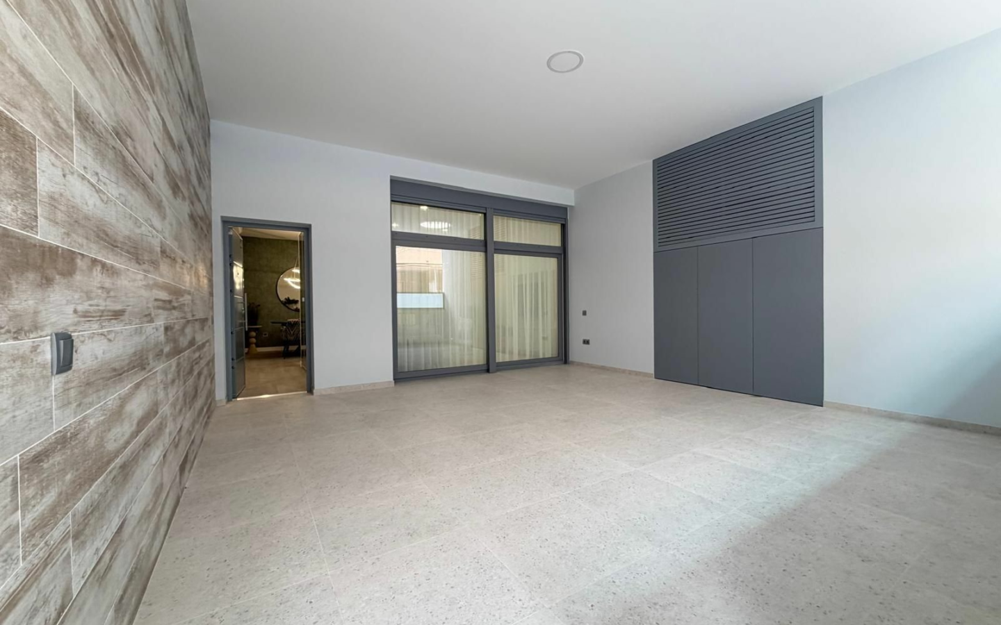 2-bedroom Apartment In Torrevieja, Spain (123 M²)