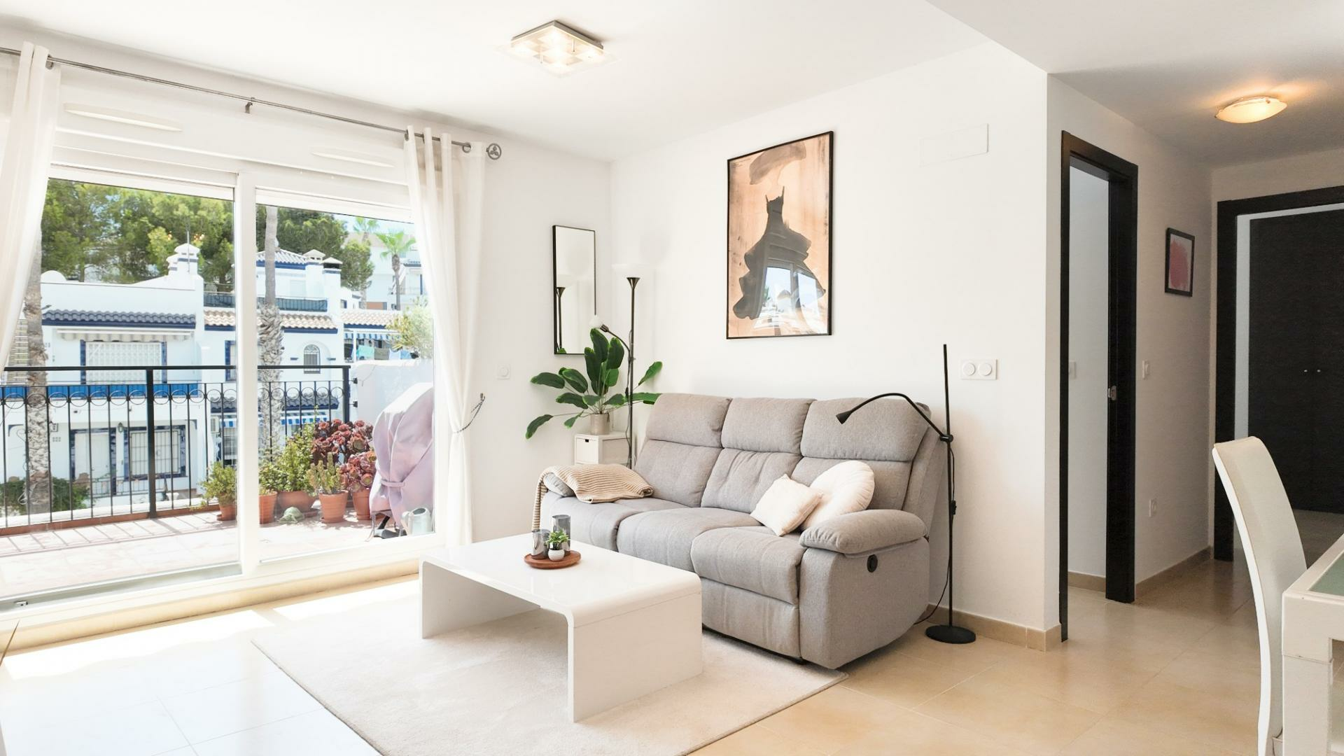 2-bedroom Apartment In Orihuela Costa, Spain (122 M²)
