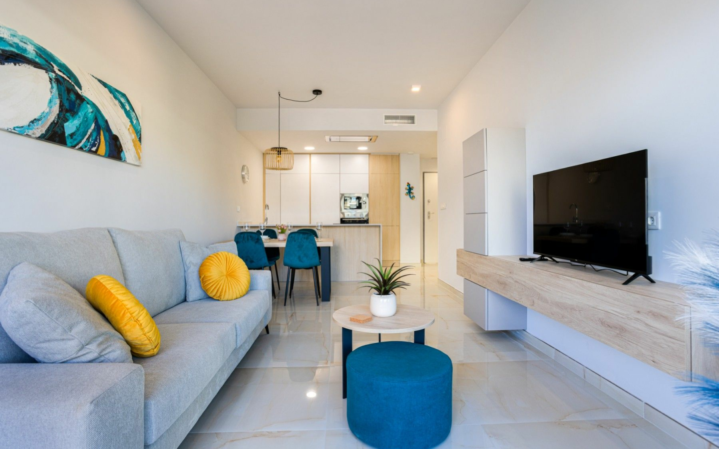2-bedroom Apartment In Orihuela Costa, Spain (80 M²)