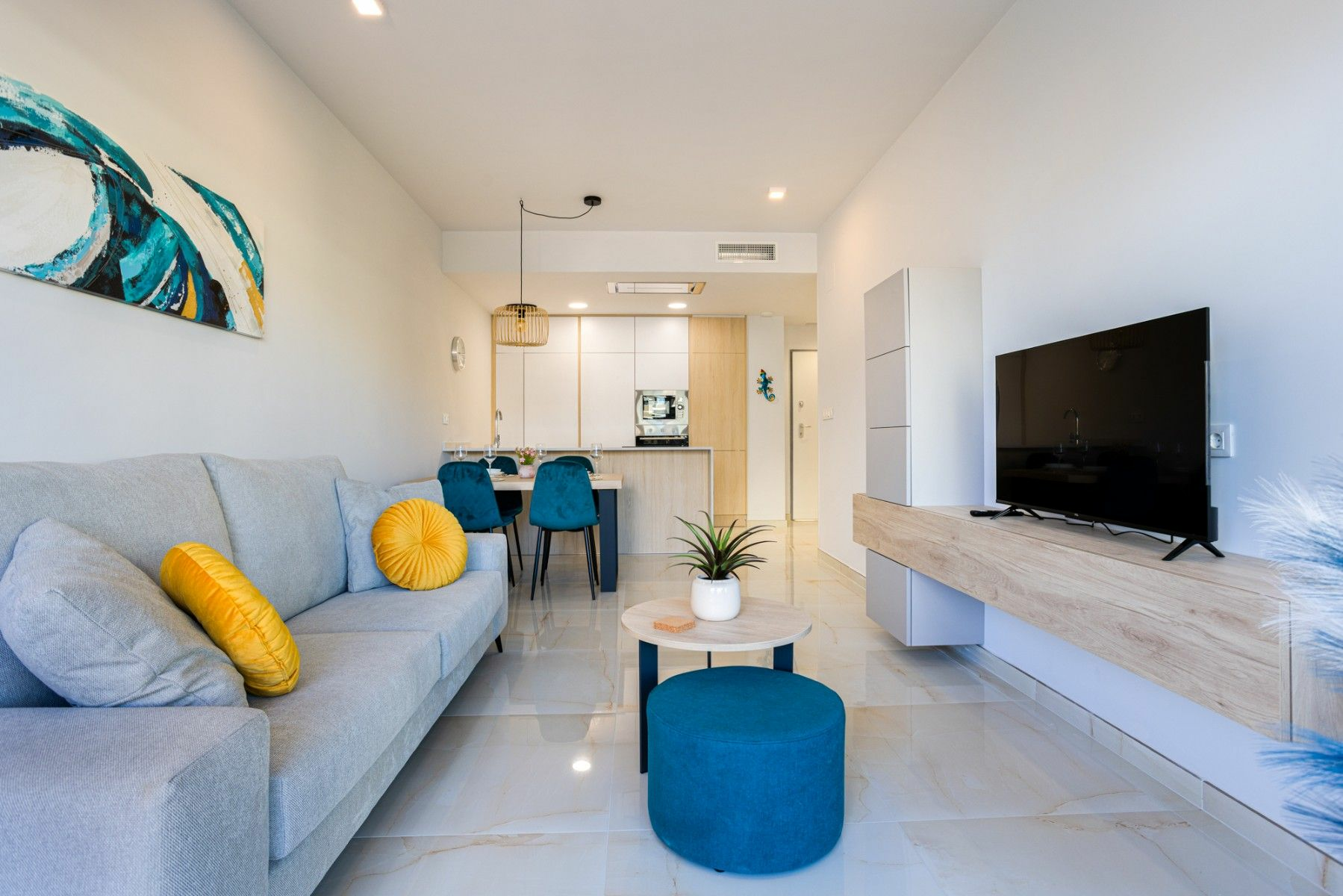 2-bedroom Apartment In Orihuela Costa, Spain (80 M²)