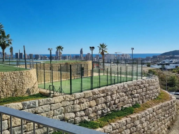 4-bedroom Duplex In Villajoyosa, Spain (256 M²)