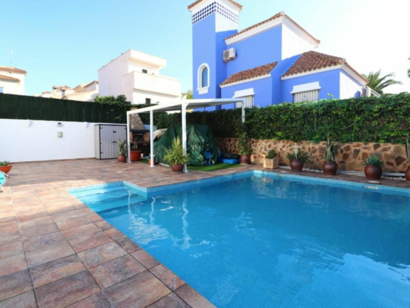 4-bedroom Villa In Orihuela Costa, Spain (270 M² Plot)