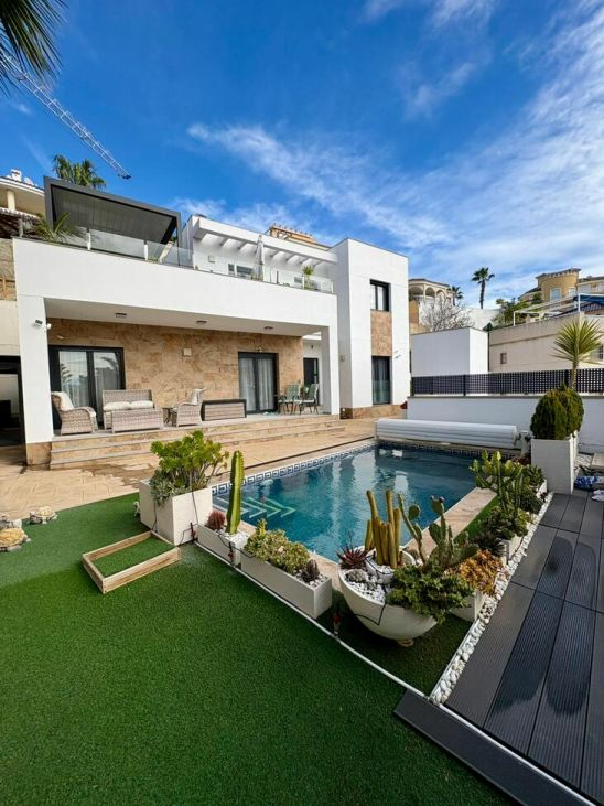 3-bedroom Villa In Formentera Del Segura, Spain (225 M²)