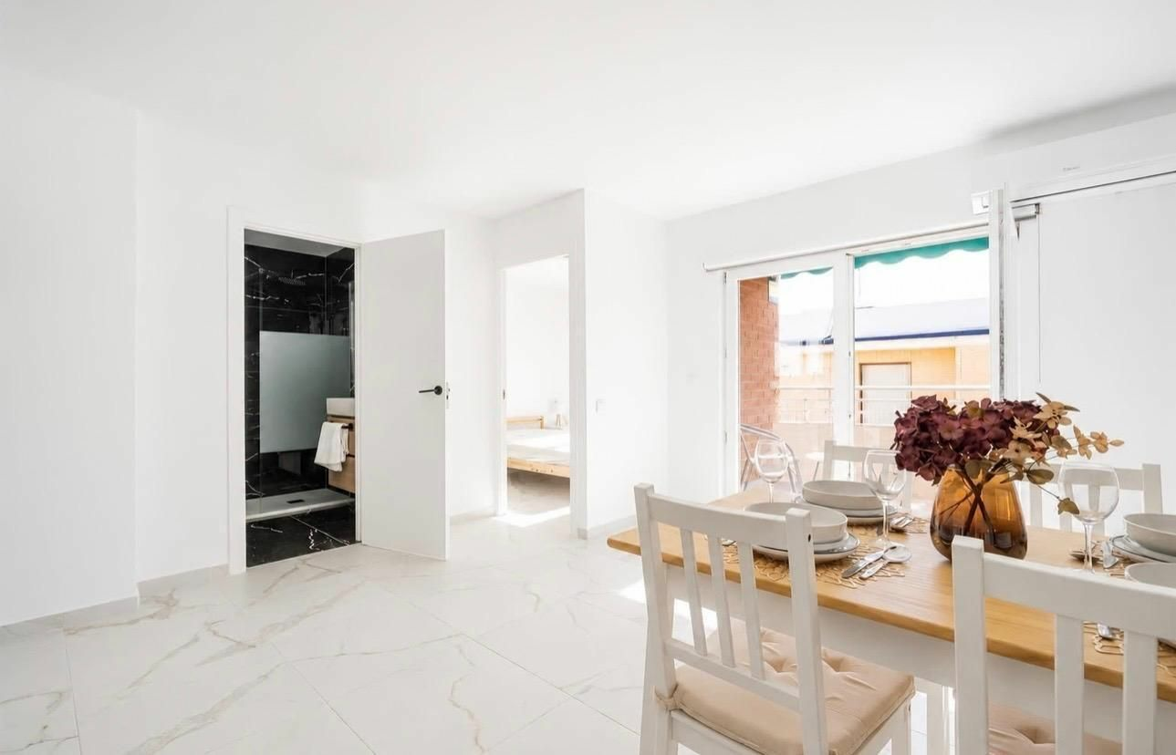3-bedroom Apartment In Torrevieja, Spain (95 M²)