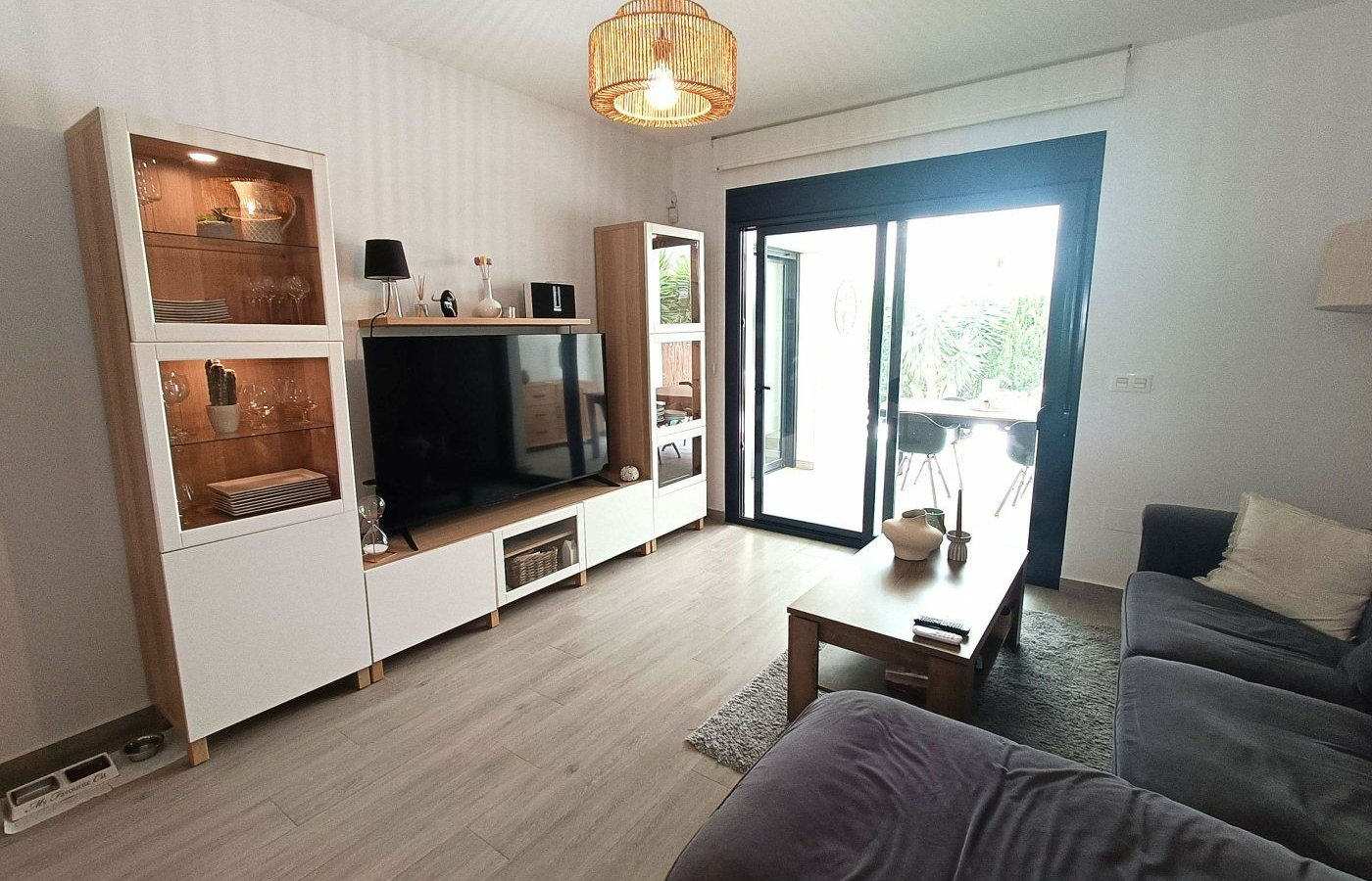 3-bedroom Apartment In San Miguel De Salinas, Spain (94 M²)