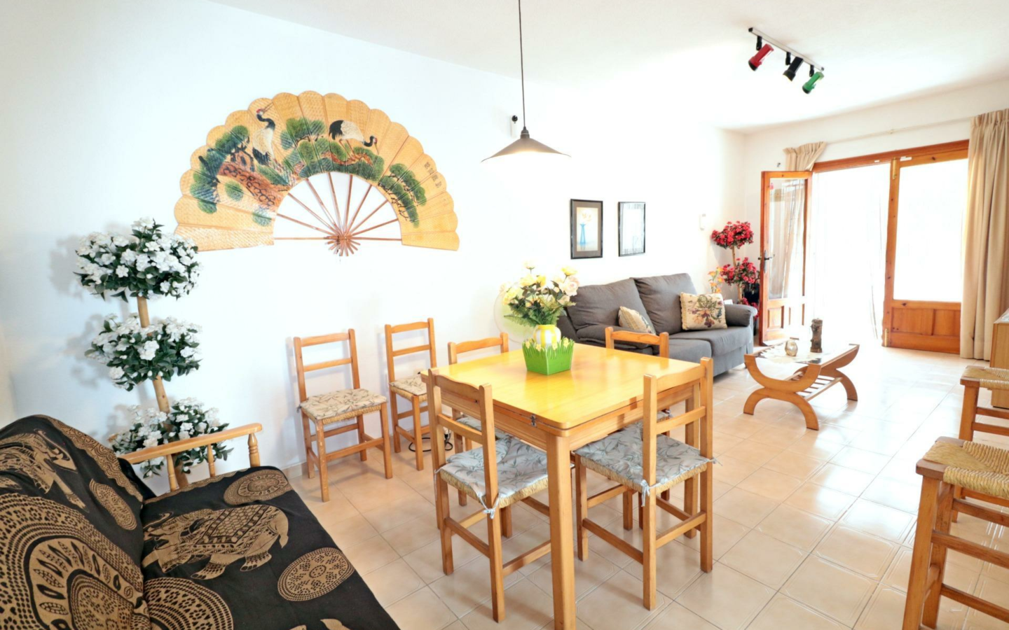 3-bedroom Bungalow In Torrevieja, Spain (80 M²)