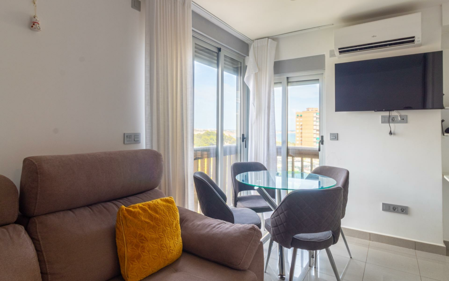 1-bedroom Apartment In Orihuela Costa, Spain (47 M²)
