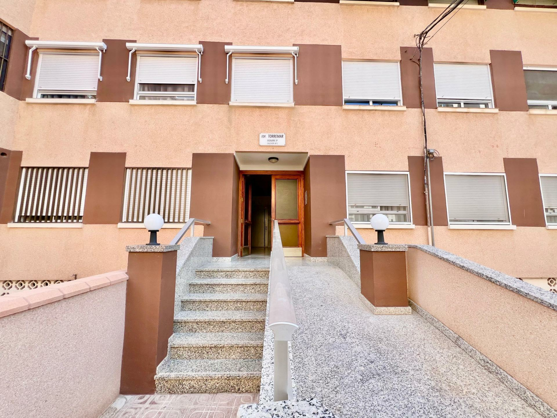 3-bedroom Apartment In Torrevieja, Spain (110 M²)