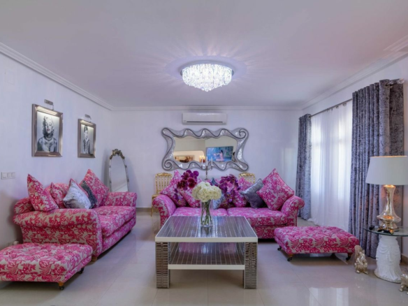 4-bedroom Villa In San Miguel De Salinas, Spain (302 M²)