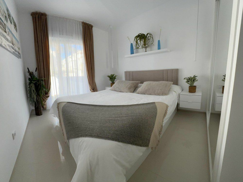 2-bedroom Apartment In Rojales, Spain (82 M²)
