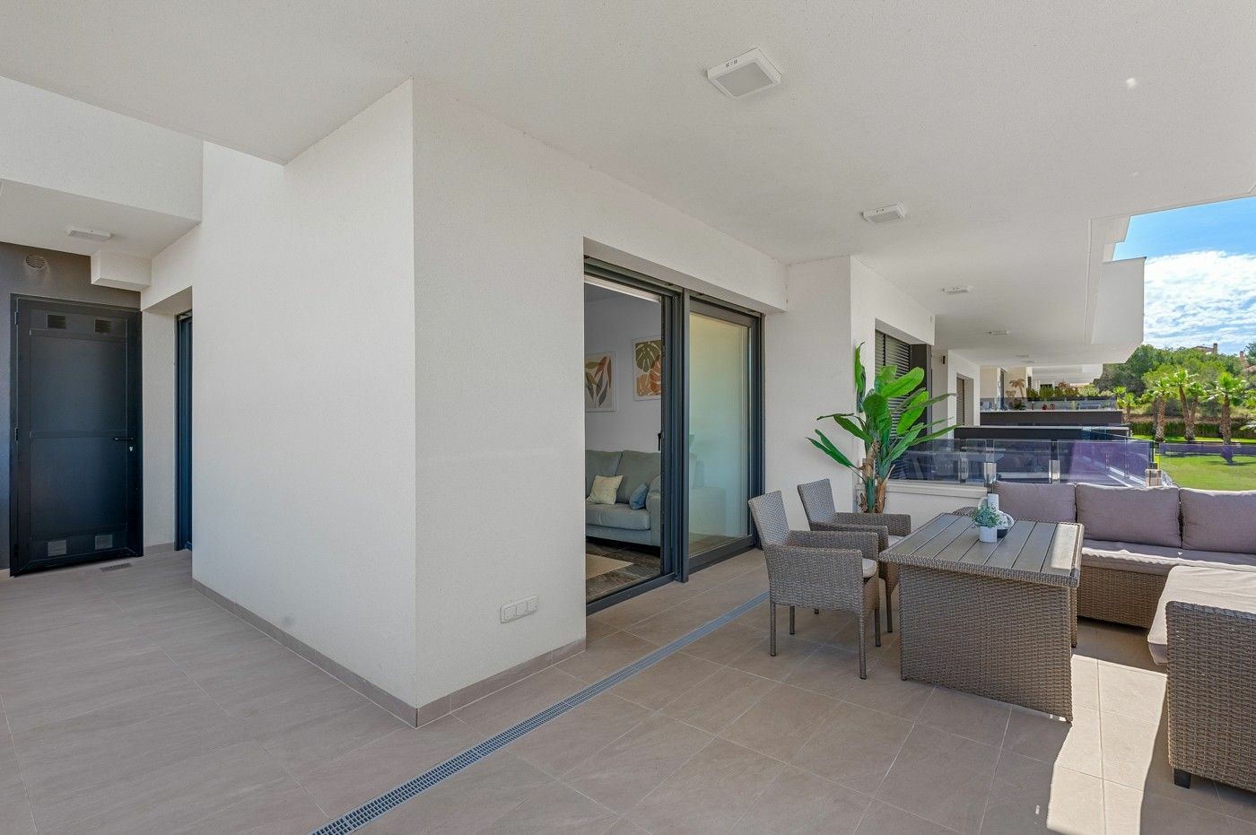 2-5-1b302c 2-bedroom Apartment In Orihuela Costa, Spain (80 M²)