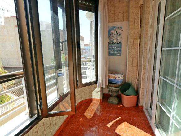 3-bedroom Apartment In Torrevieja, Spain (97 M²)