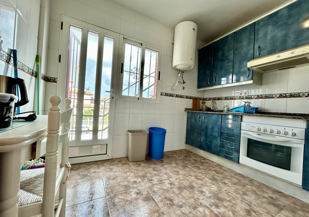 3-bedroom Apartment In Orihuela Costa, Spain (52 M²)