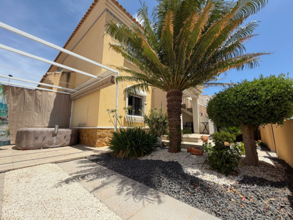 2-bedroom Bungalow In Orihuela Costa, Spain (60 M²)
