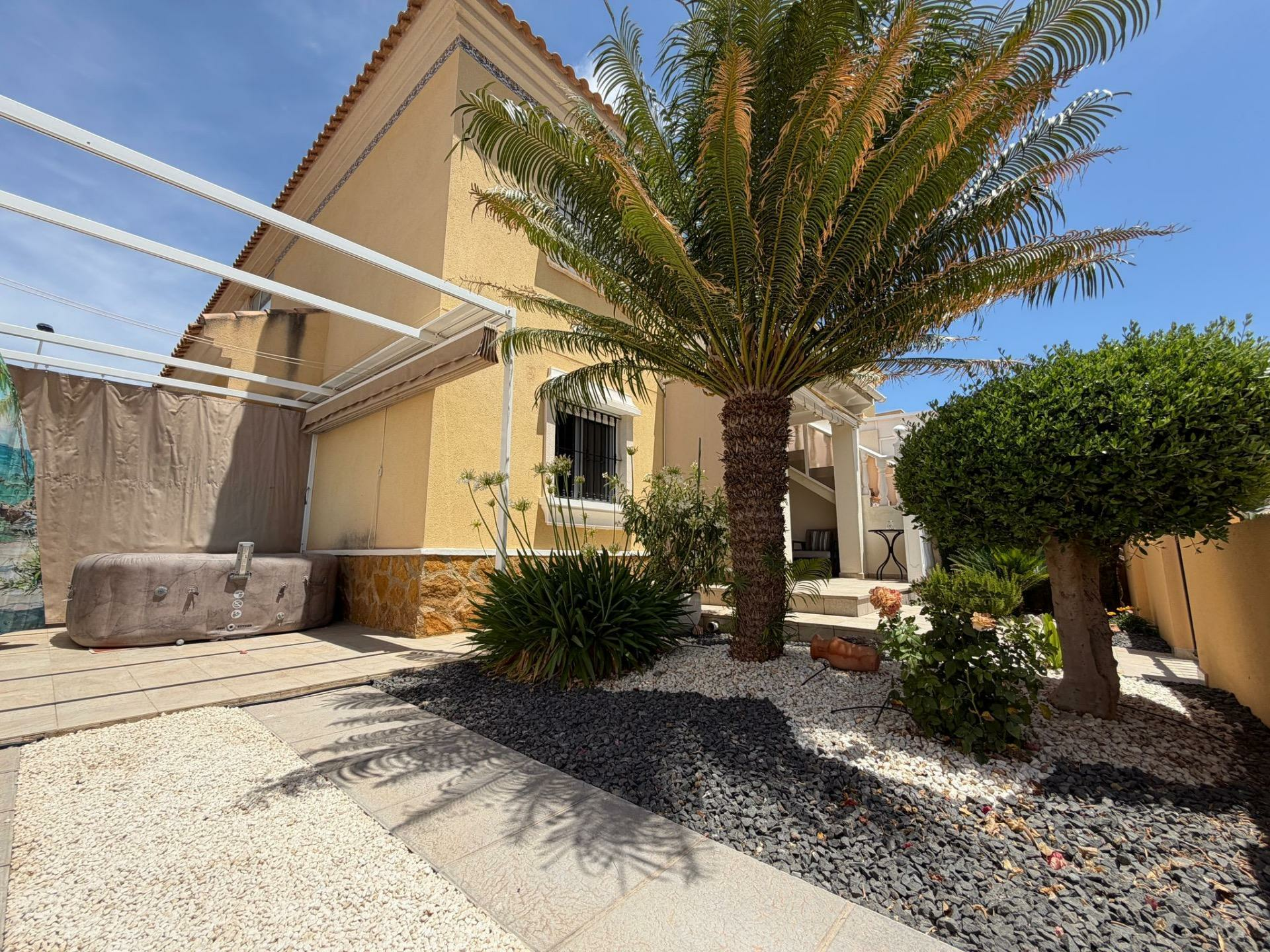 2-5-3ecce4 2-bedroom Bungalow In Orihuela Costa, Spain (60 M²)