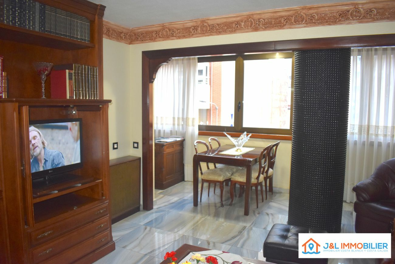 3-bedroom Apartment In Alicante, Spain (167 M²)