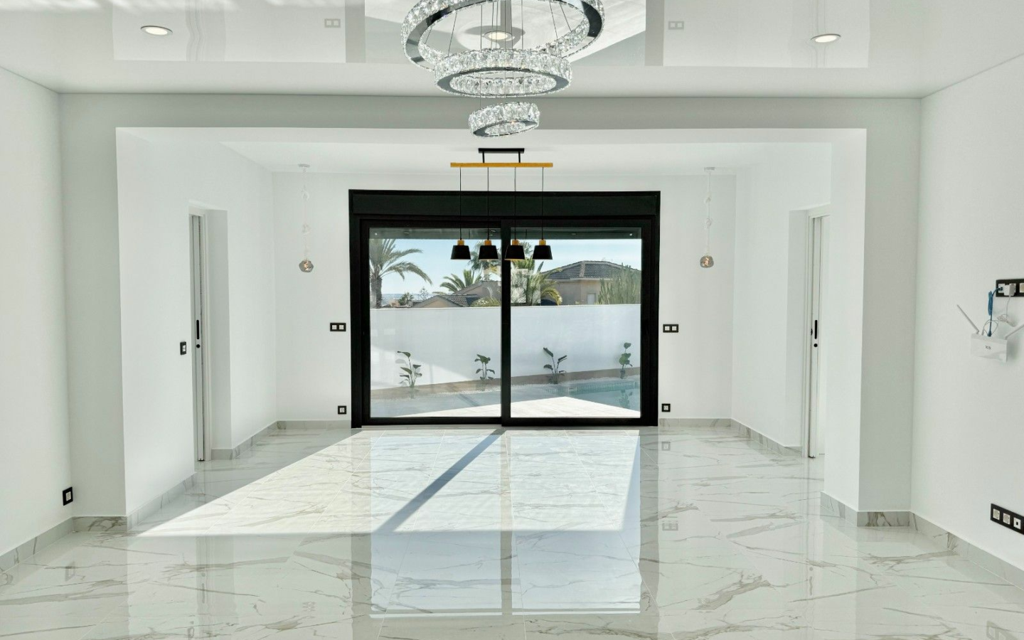 4-bedroom Villa In Rojales, Spain (205 M²)