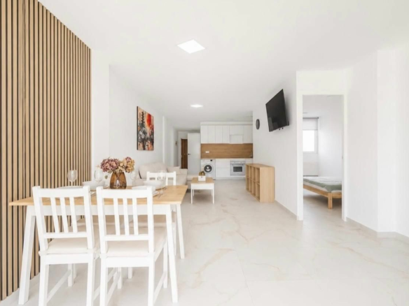 3-bedroom Apartment In Torrevieja, Spain (95 M²)