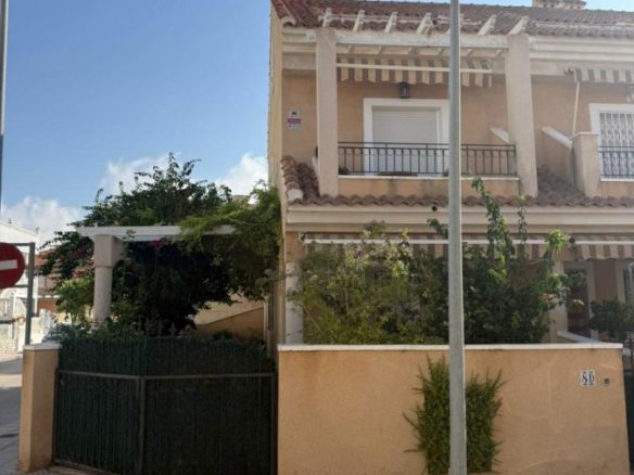 4-bedroom Terraced House In Pilar De La Horadada, Spain (122 M²)