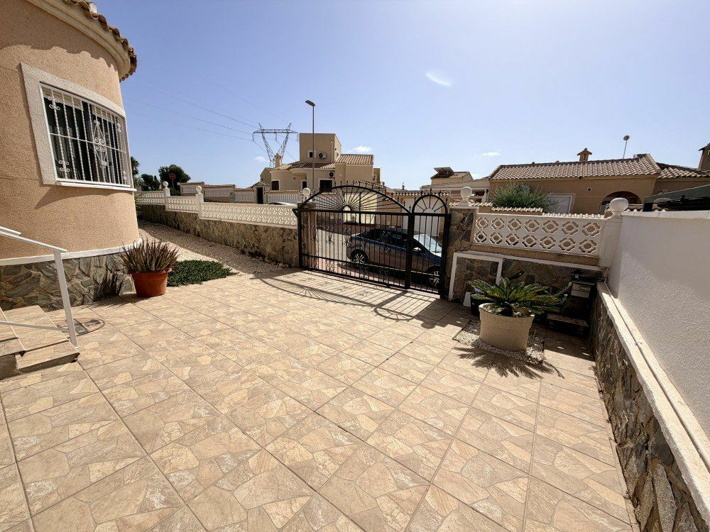 3-bedroom Villa In Benijofar, Spain (112 M²)
