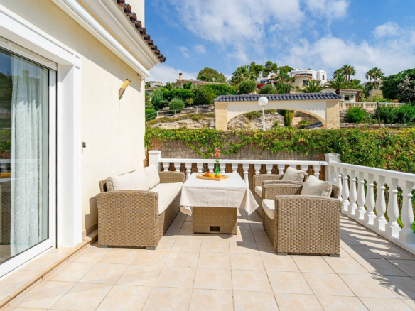 5-bedroom Villa In El Campello, Spain (245 M²)