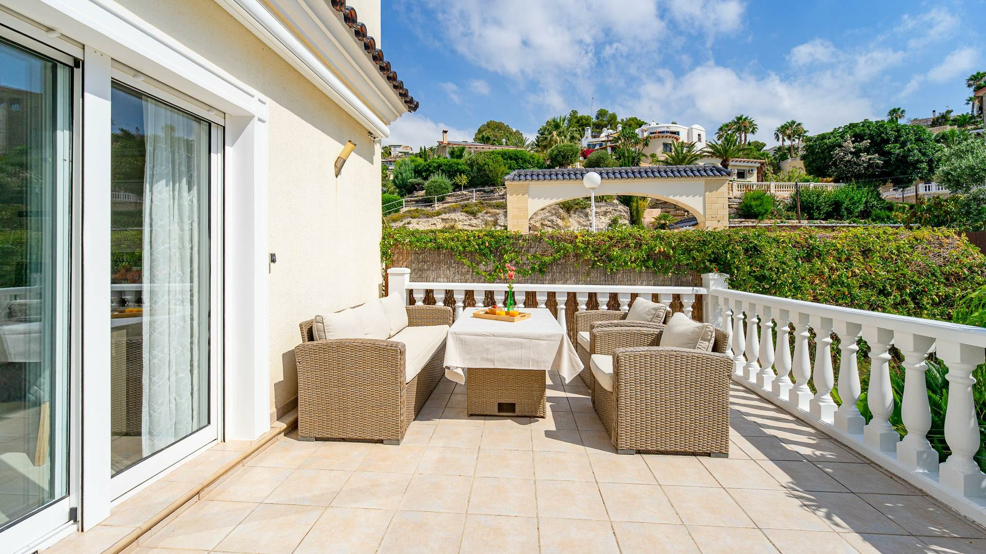 5-bedroom Villa In El Campello, Spain (245 M²)