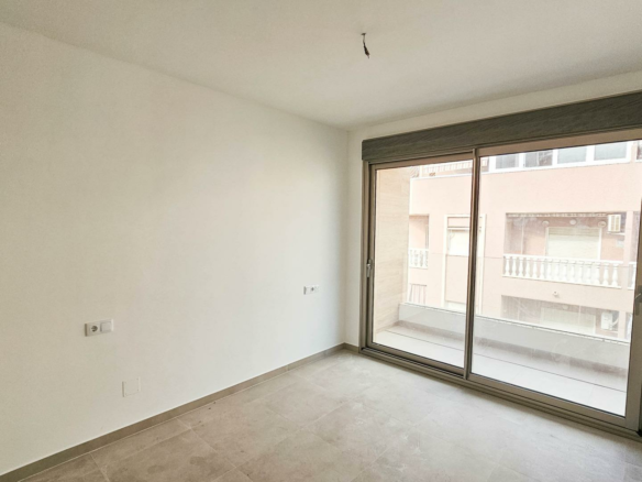 1-bedroom Apartment In Torrevieja, Spain (63 M²)