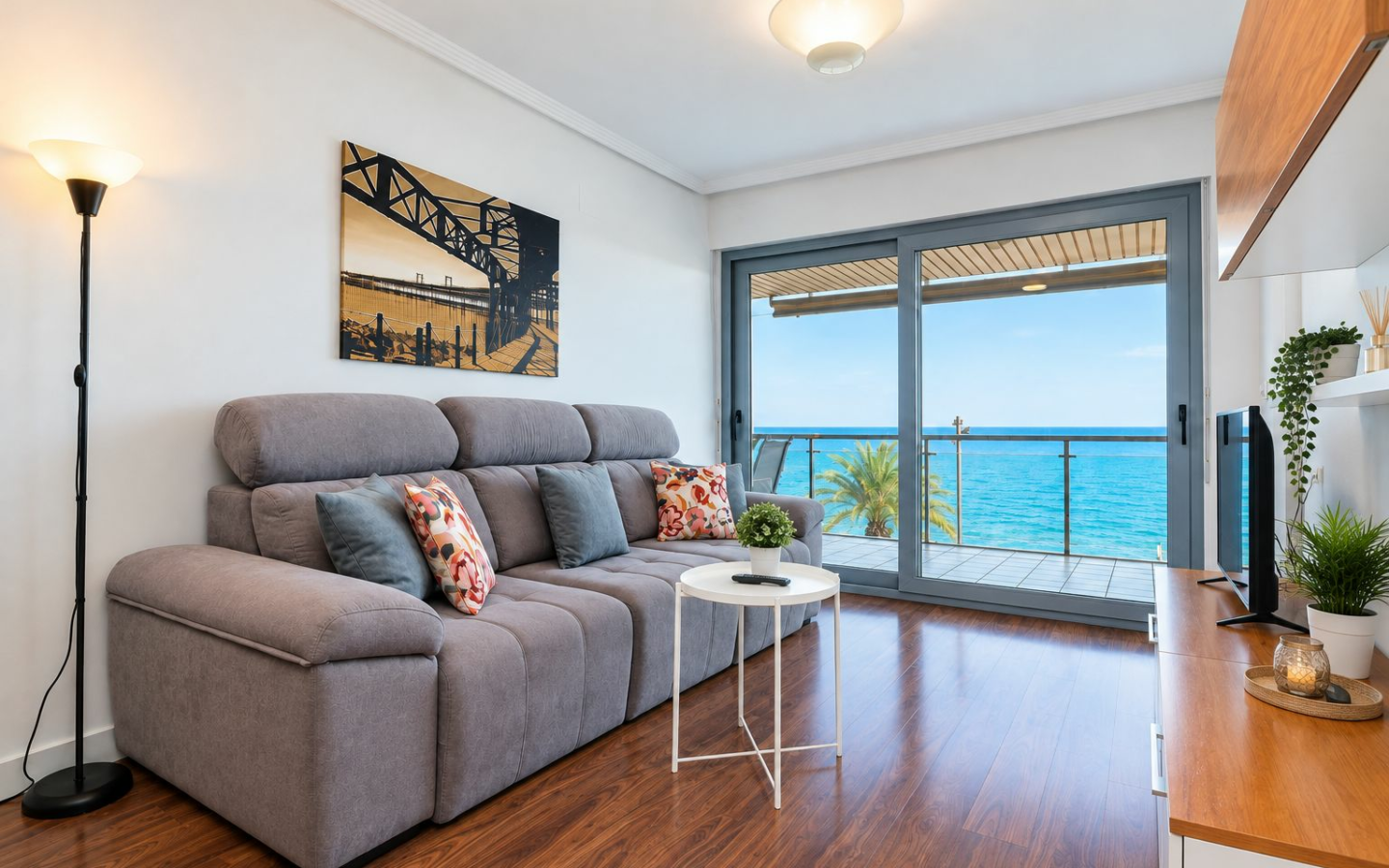 3-bedroom Apartment In Torrevieja, Spain (120 M²)