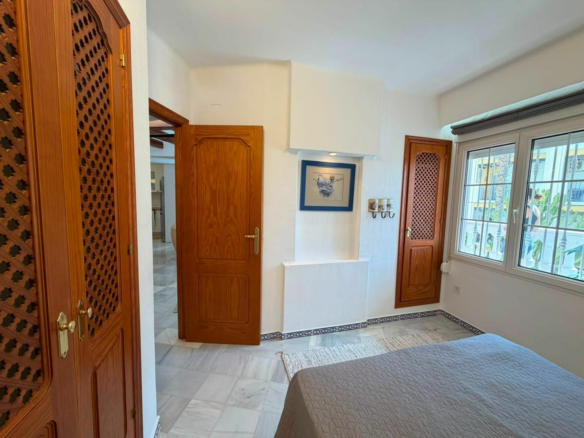 3-bedroom Apartment In Torrevieja, Spain (94 M²)