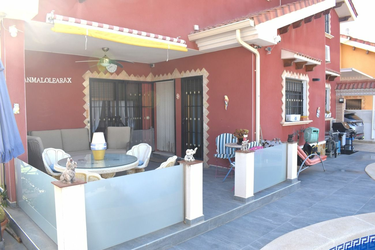 3-bedroom Villa In Guardamar Del Segura, Spain (100 M²)