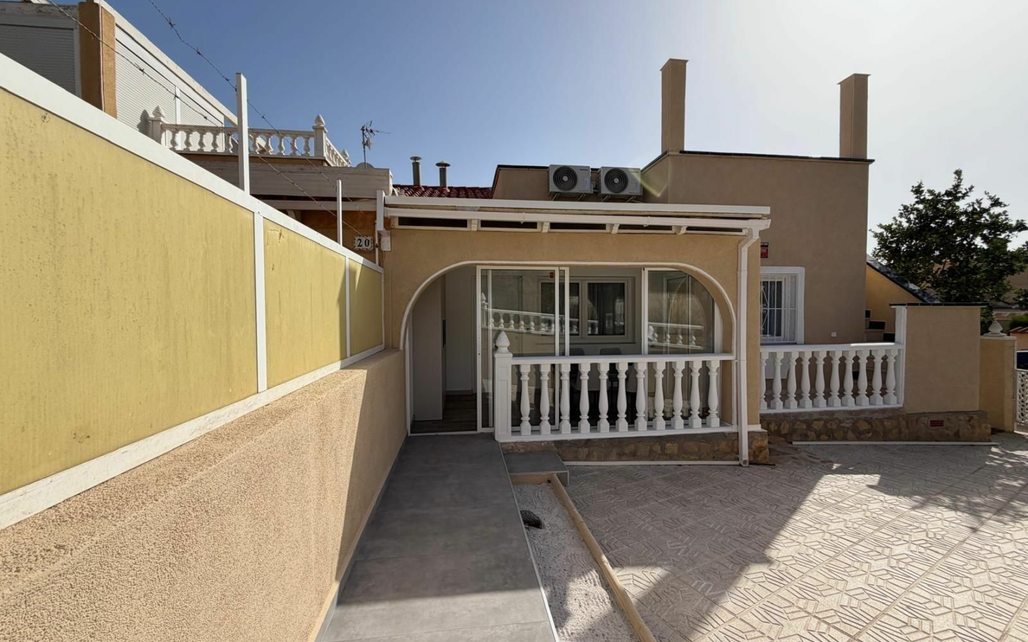 2-bedroom House In Torrevieja, Spain (63 M²)