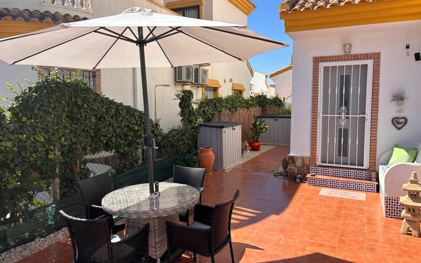 3-bedroom Villa In Guardamar Del Segura, Spain (108 M²)