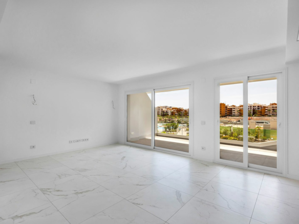2-bedroom Apartment In Torrevieja, Spain (61 M²)