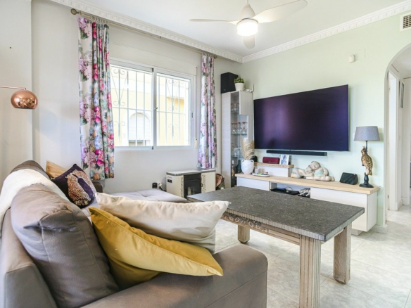 3-bedroom Villa In San Fulgencio, Spain (92 M²)