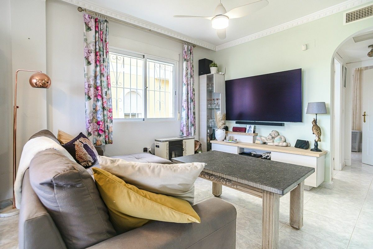 3-bedroom Villa In San Fulgencio, Spain (92 M²)