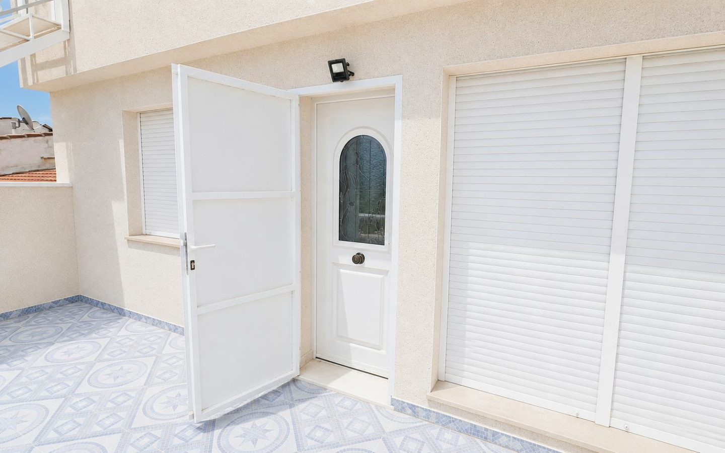 3-bedroom House In Almoradi, Spain (188 M²)