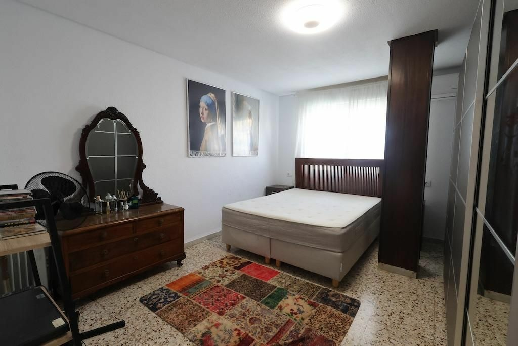 3-bedroom Apartment In Torrevieja, Spain (104 M²)