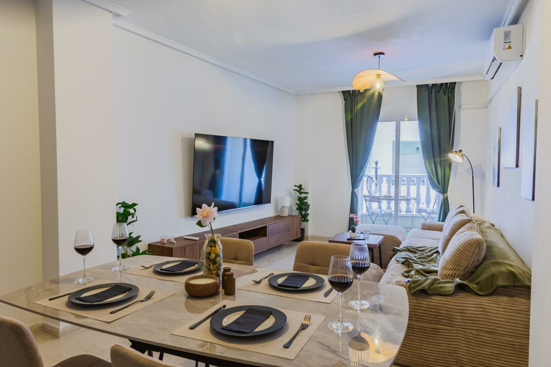 2-5-f02104 3-bedroom Apartment In Torrevieja, Spain (84 M²)