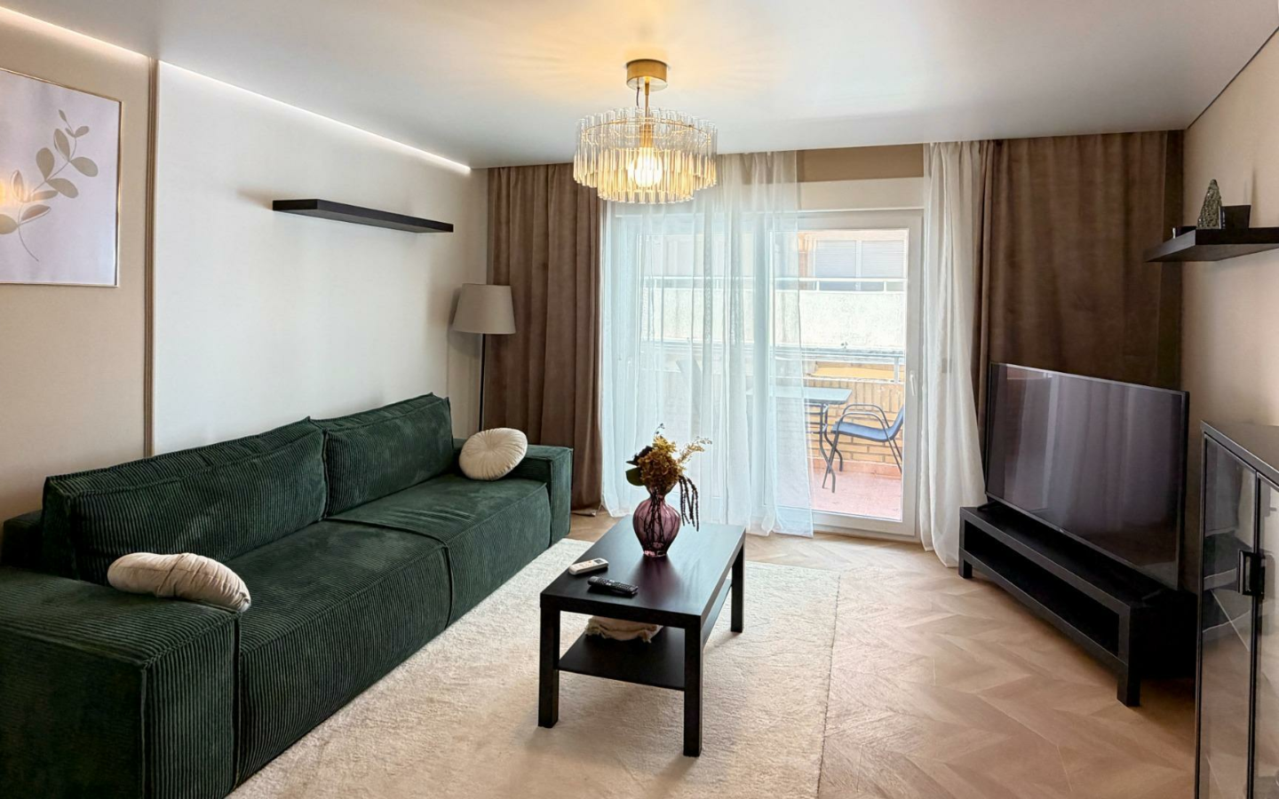 3-bedroom Apartment In Torrevieja, Spain (100 M²)