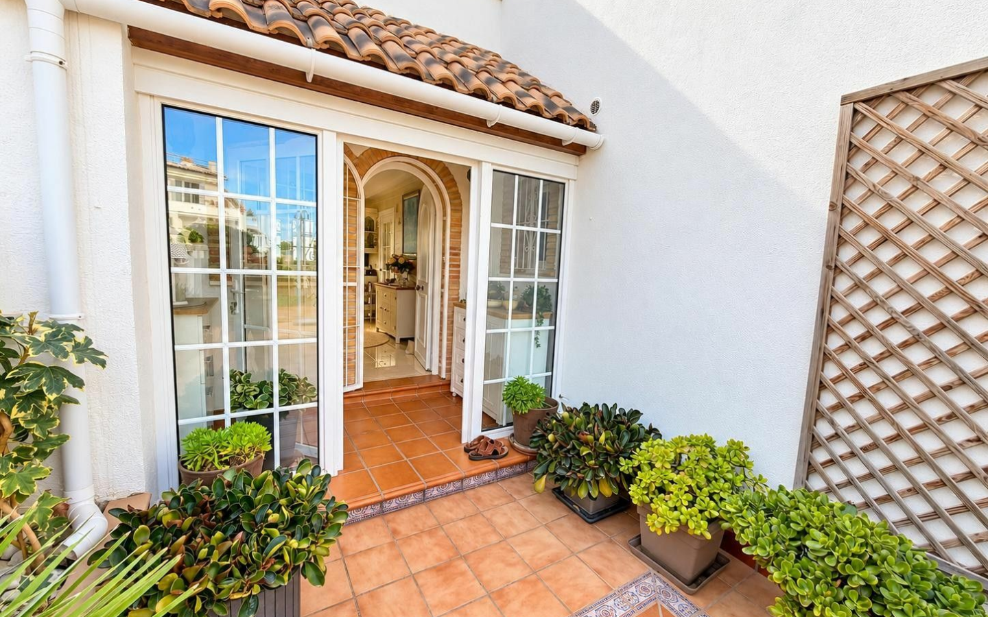3-bedroom Villa In Orihuela Costa, Spain (320 M² Plot)