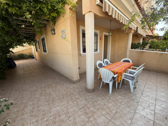 4-bedroom Terraced House In Pilar De La Horadada, Spain (122 M²)