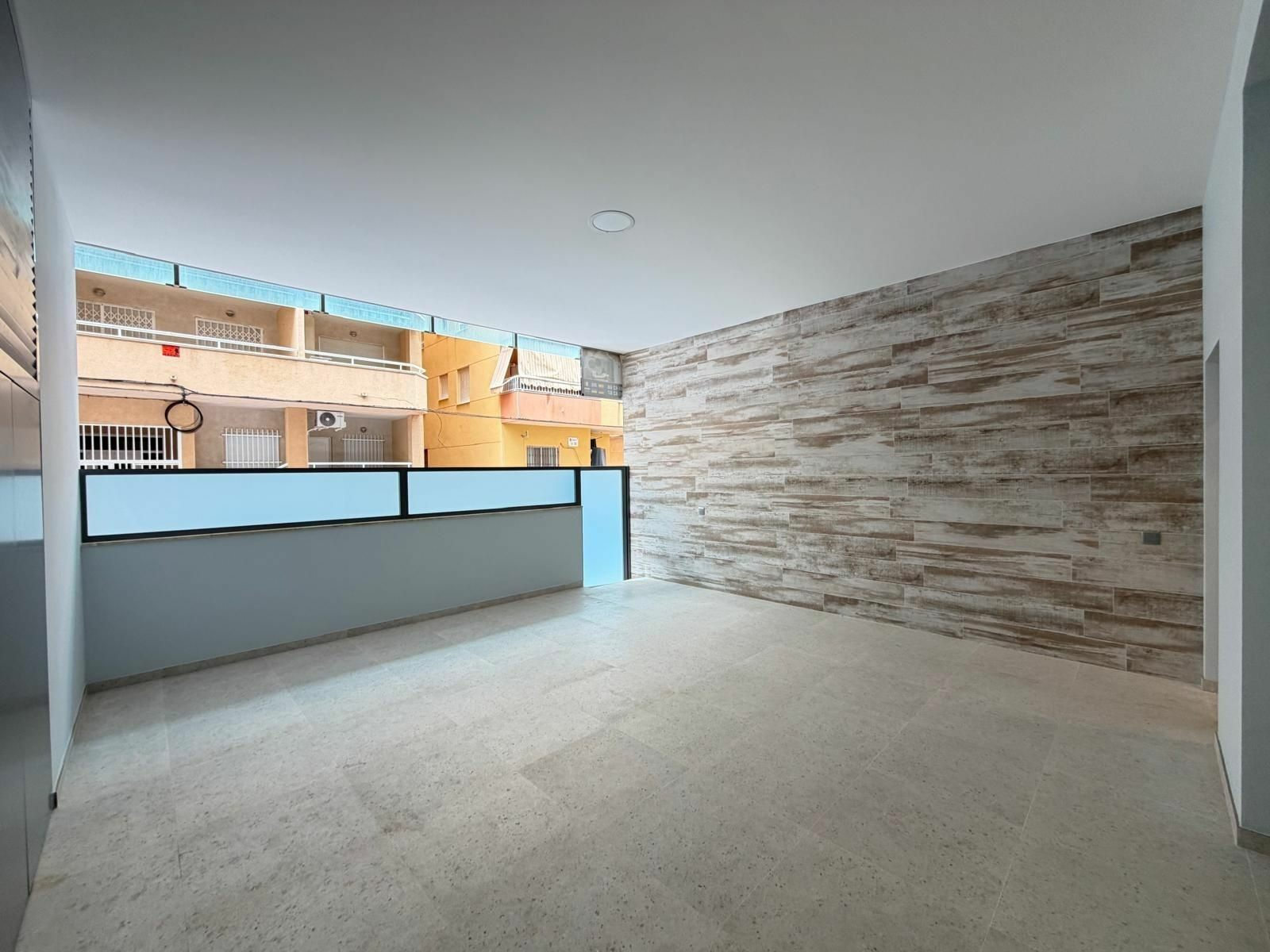 2-bedroom Apartment In Torrevieja, Spain (123 M²)